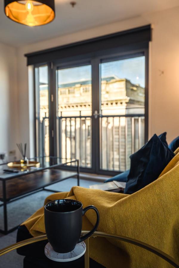 City View - A Stunning 2 Bed Apartment Glasgow Eksteriør bilde