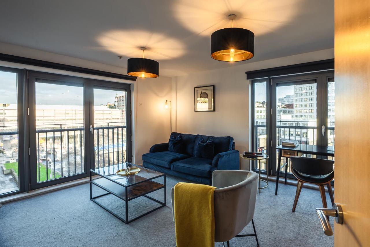 City View - A Stunning 2 Bed Apartment Glasgow Eksteriør bilde